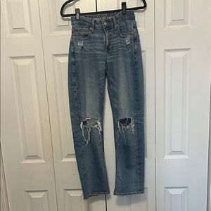 American Eagle Women's Distressed Curvy Straight Jeans Size 2